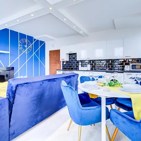 Stylish 1 Bed Apt By Livra Estate Short Lets & Serviced Accommodation Sutton With Free Parking Room photo