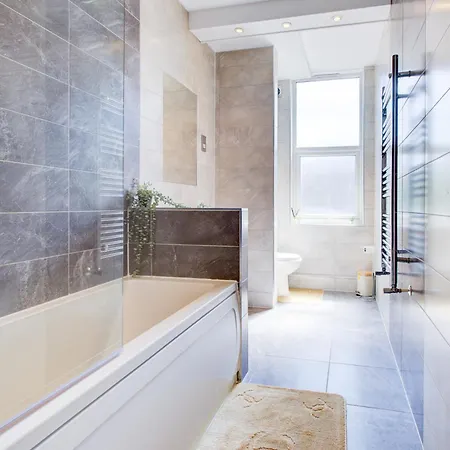 Stylish 1 Bed Apt By Livra Estate Short Lets & Serviced Accommodation Sutton With Free Parking Exterior photo