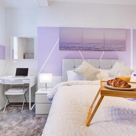 Stylish 1 Bed Apt By Livra Estate Short Lets & Serviced Accommodation Sutton With Free Parking Room photo
