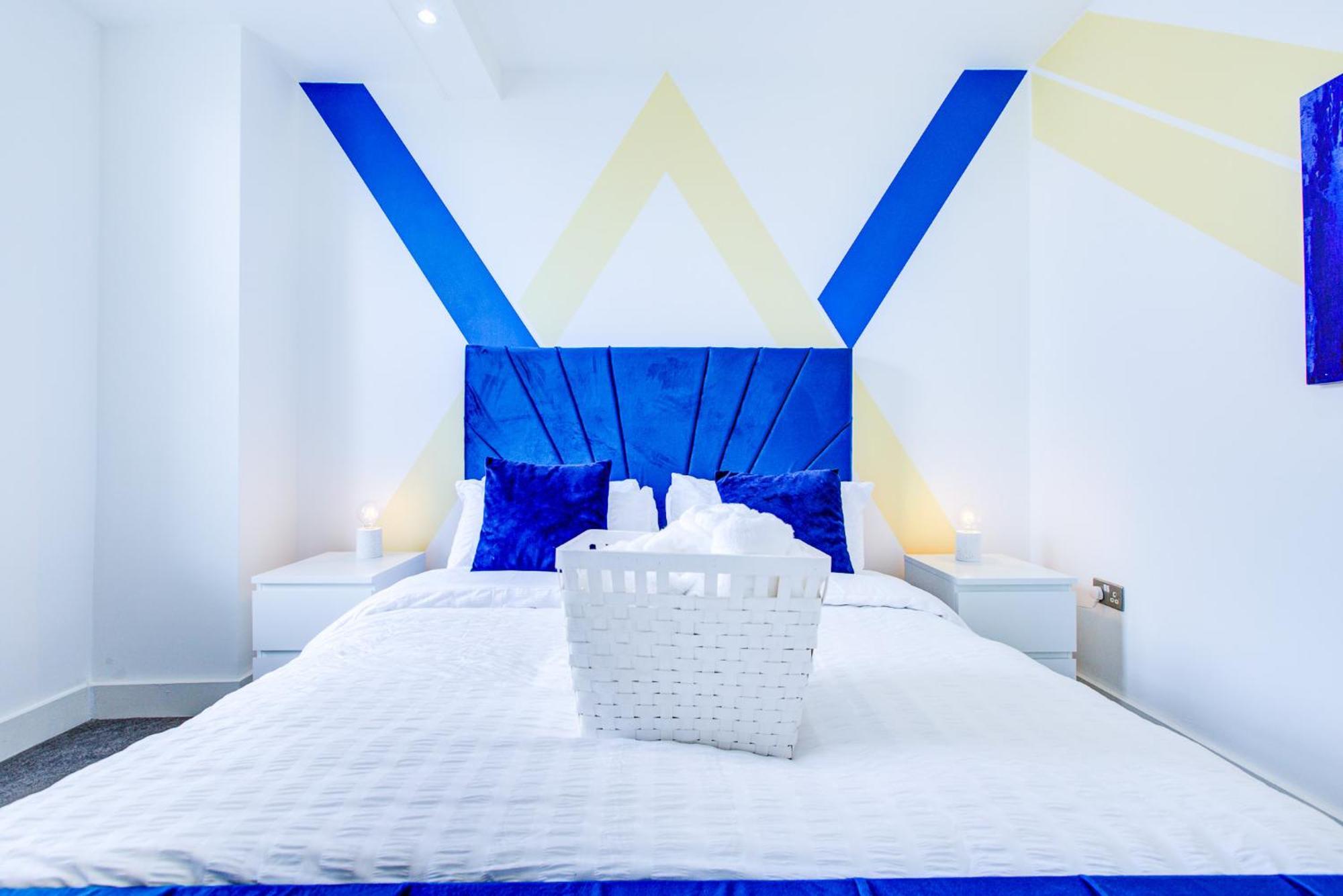 Stylish 1 Bed By Livra Estate Short Lets & Serviced Sutton With Free Parking *
